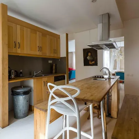 Appartement Veeve - Art Lovers Retreat